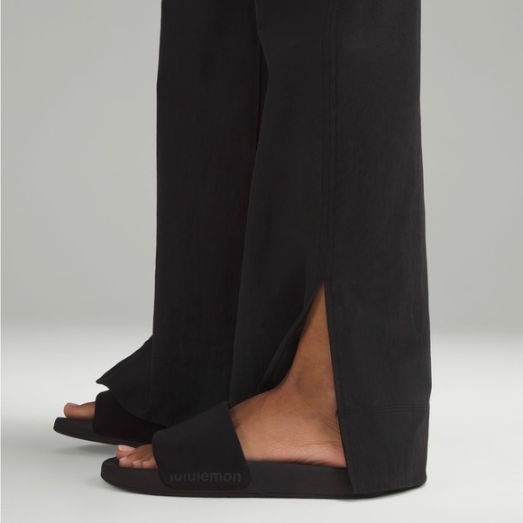 Stretch Woven Wide-Leg High-Rise Pant In Black - Picture 4 of 10